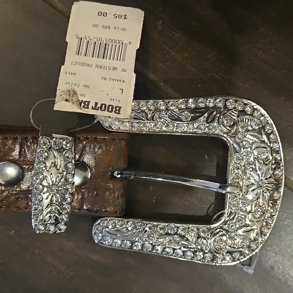 Boot Barn Rhinestone Belt Buckle - Picture 5 of 8